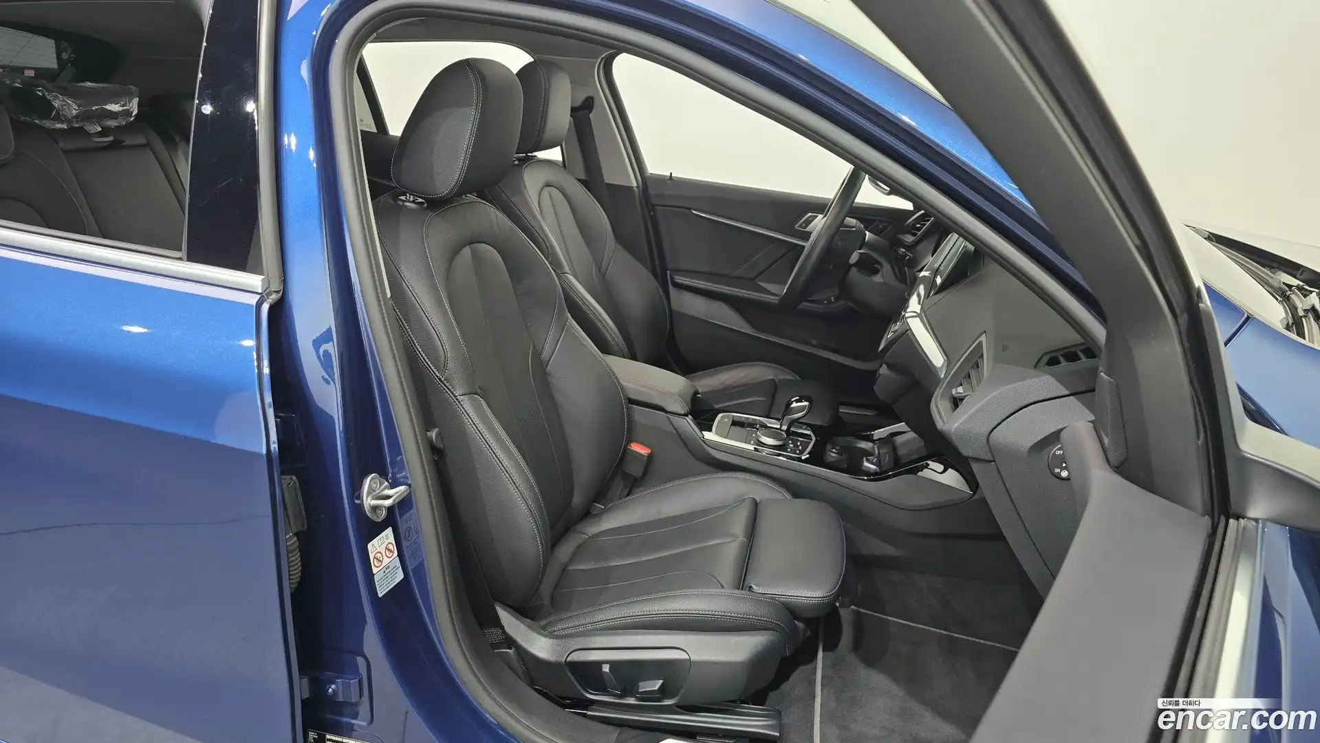 1-Series BMW 2022.5-INNER-036