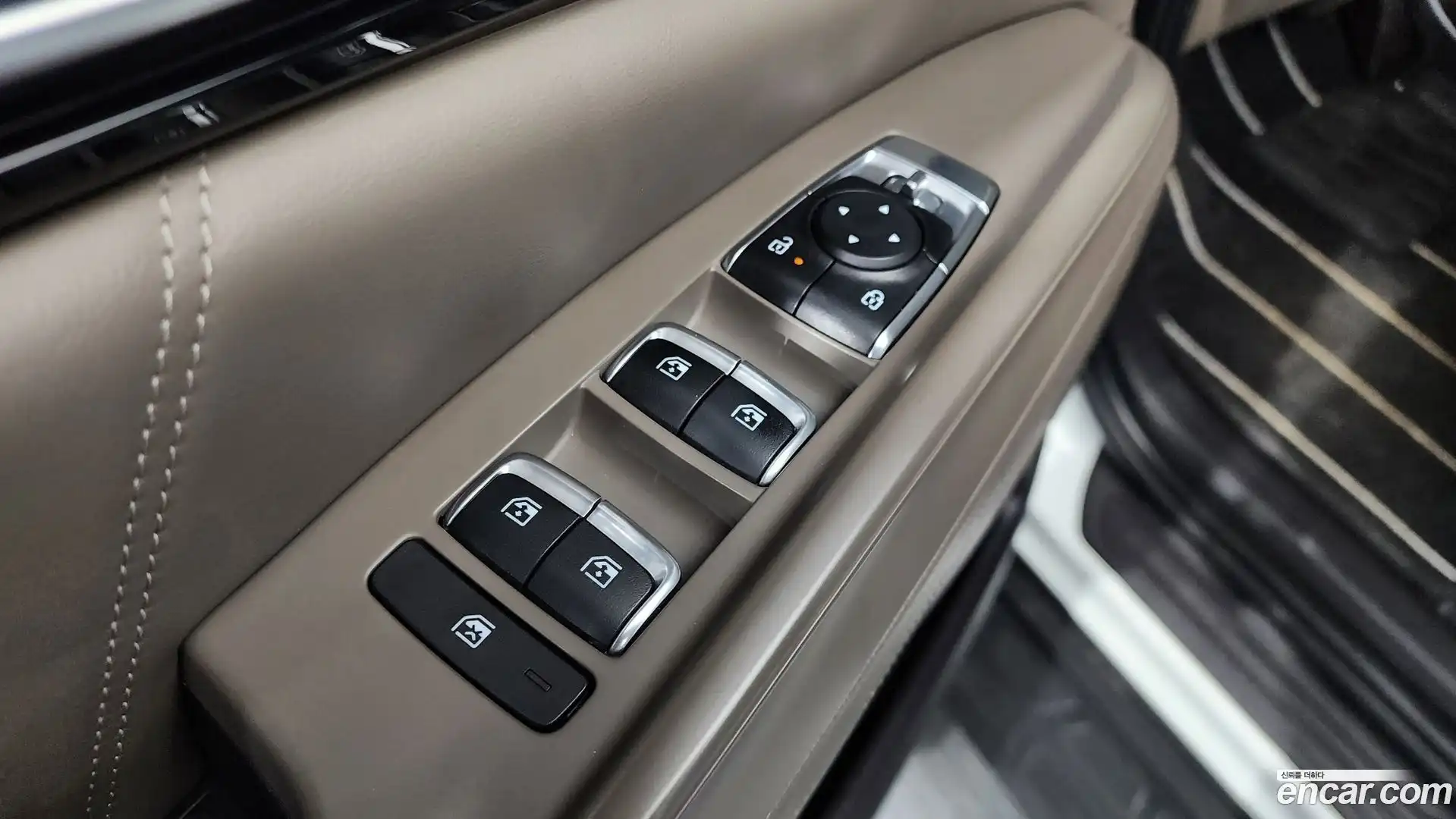 Canival Kia 2024.2-OPTION-043