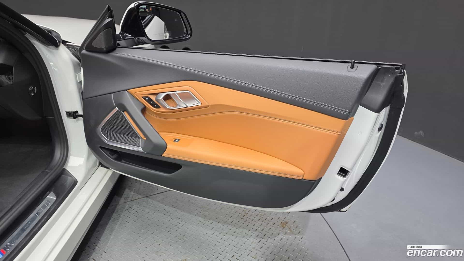Z4 BMW 2022.7-INNER-034