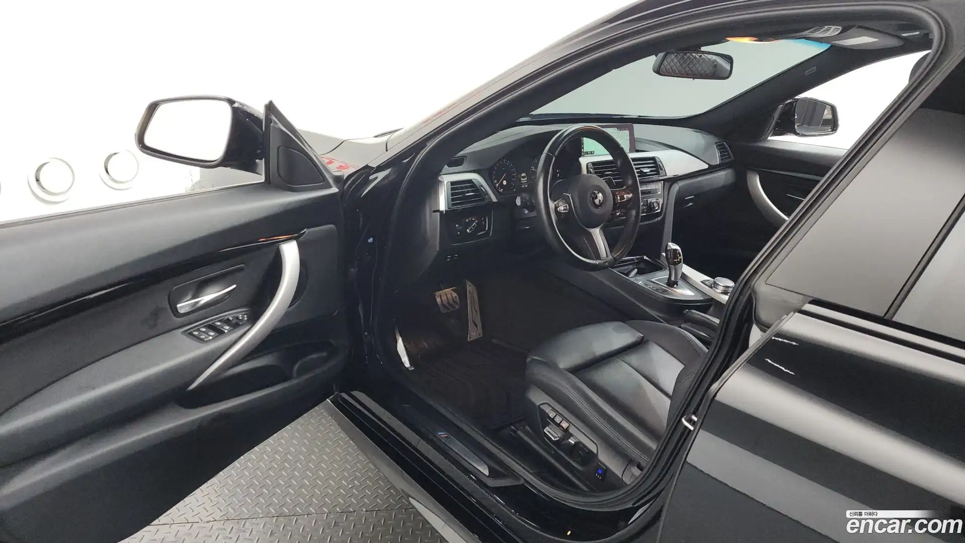 Gran Turismo BMW 2020.7-INNER-010