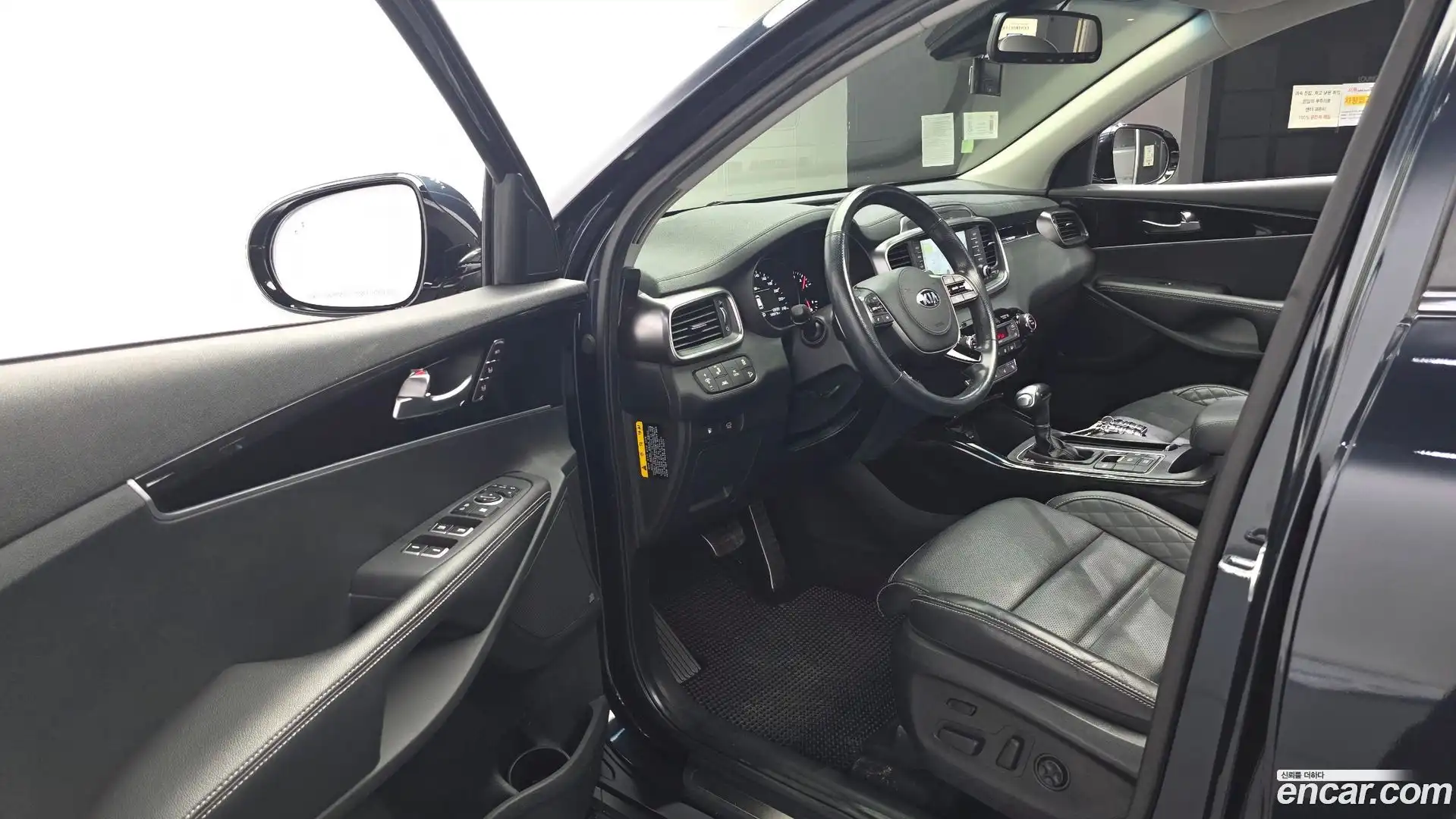 Sorento Kia 2019.7-INNER-010