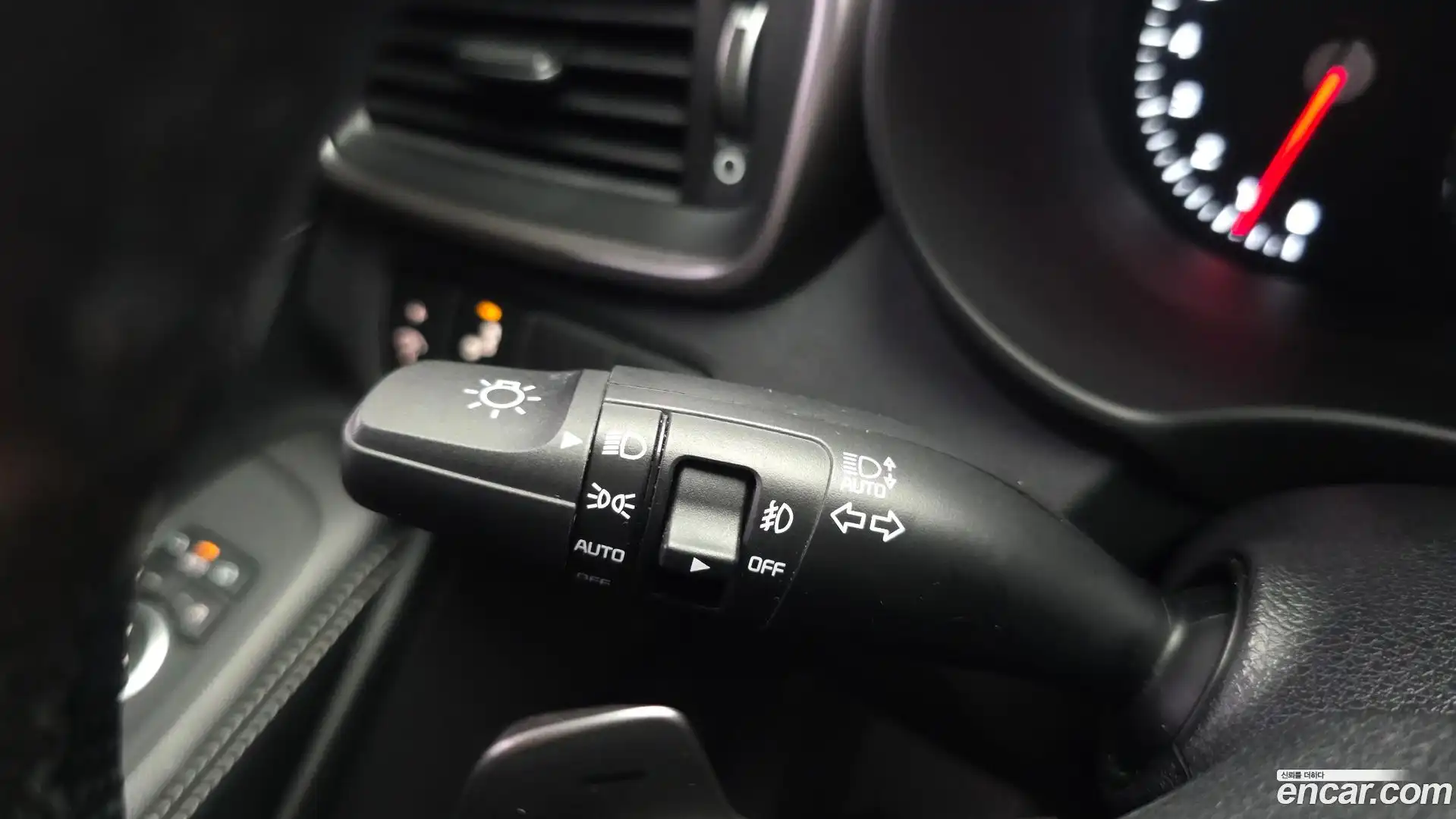 Sorento Kia 2019.7-OPTION-045