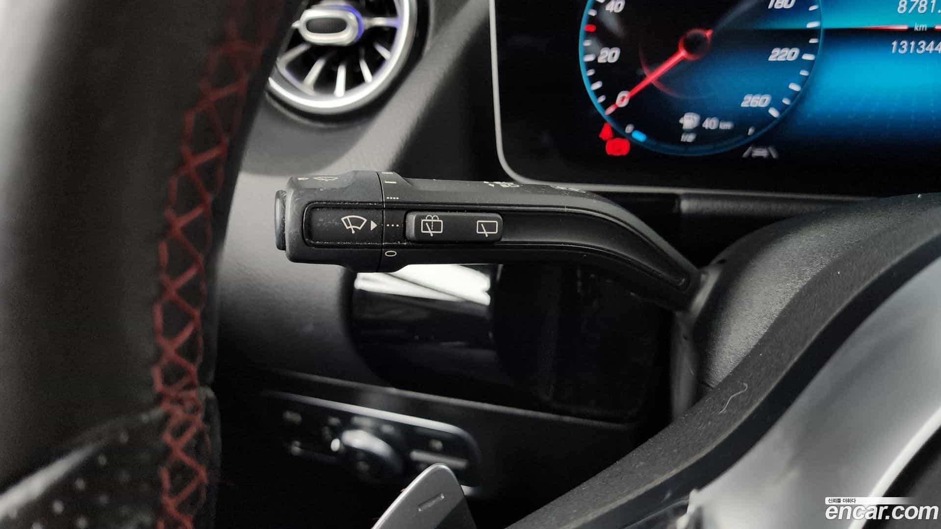 GLA-Class Mercedes-Benz 2020.8-OPTION-023