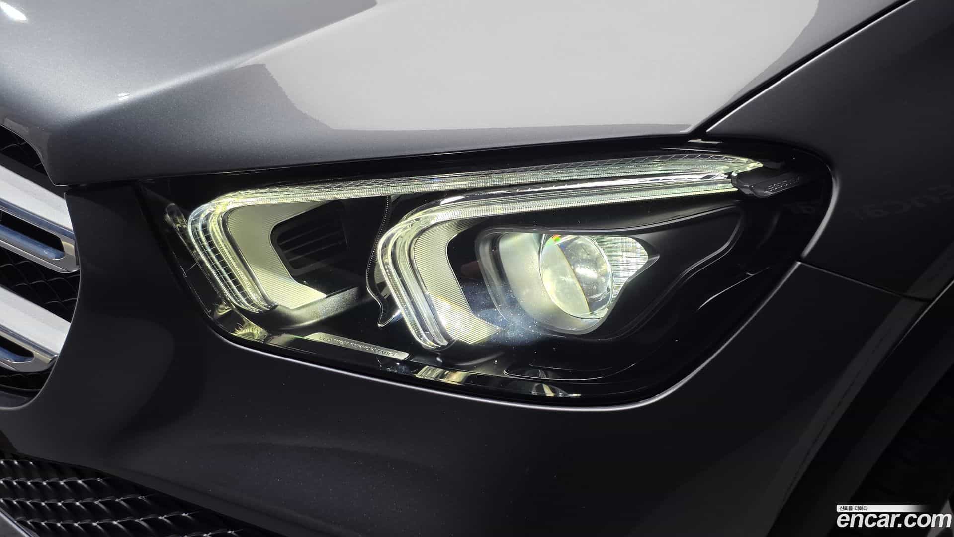 GLE-Class Mercedes-Benz 2021.9-OUTER-032