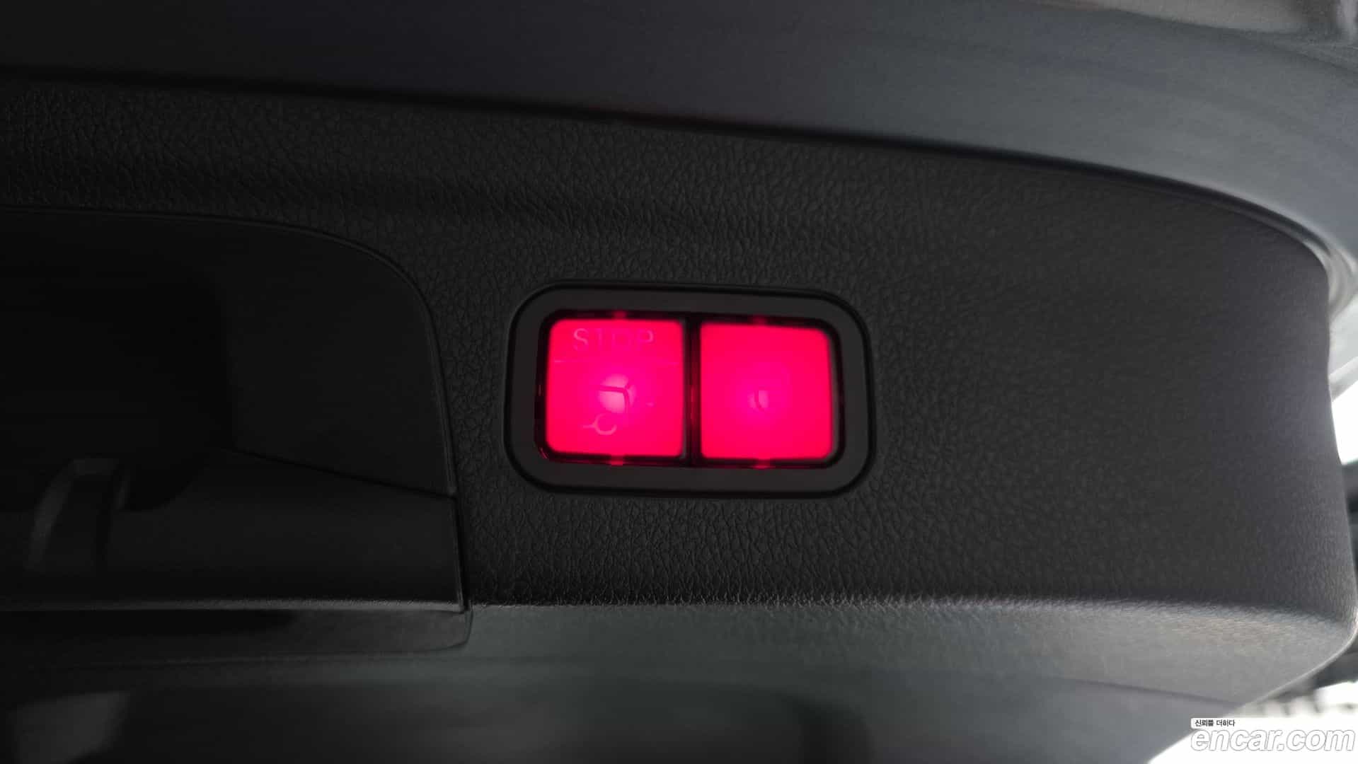 GLE-Class Mercedes-Benz 2021.9-OPTION-040