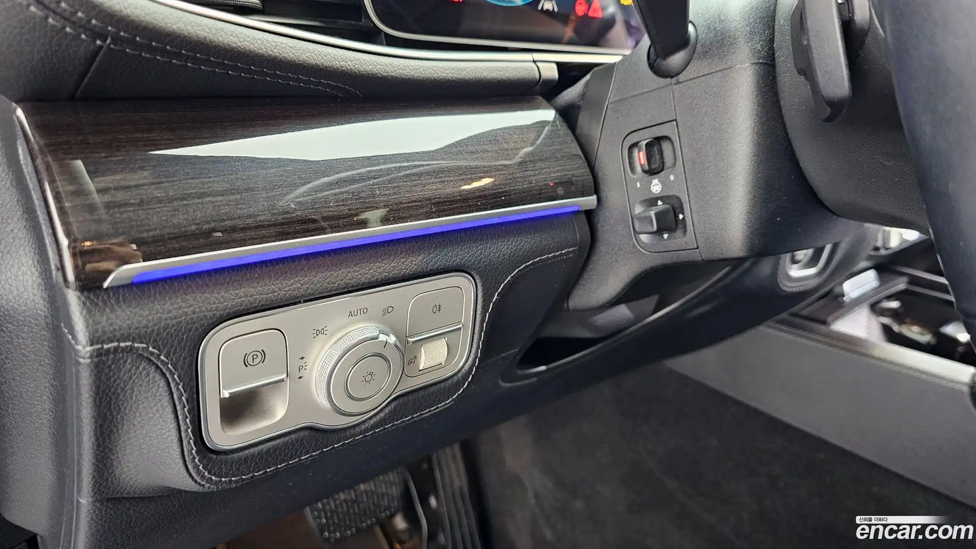 GLE-Class Mercedes-Benz 2021.9-OPTION-040