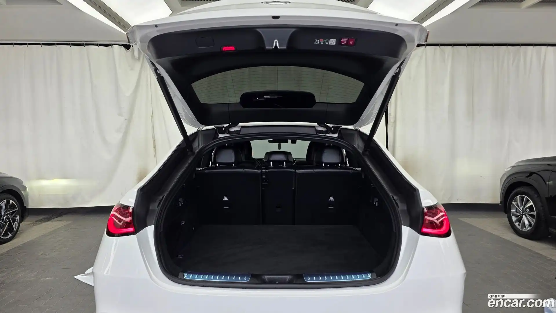 GLC-Class Mercedes-Benz 2024.2-OPTION-024
