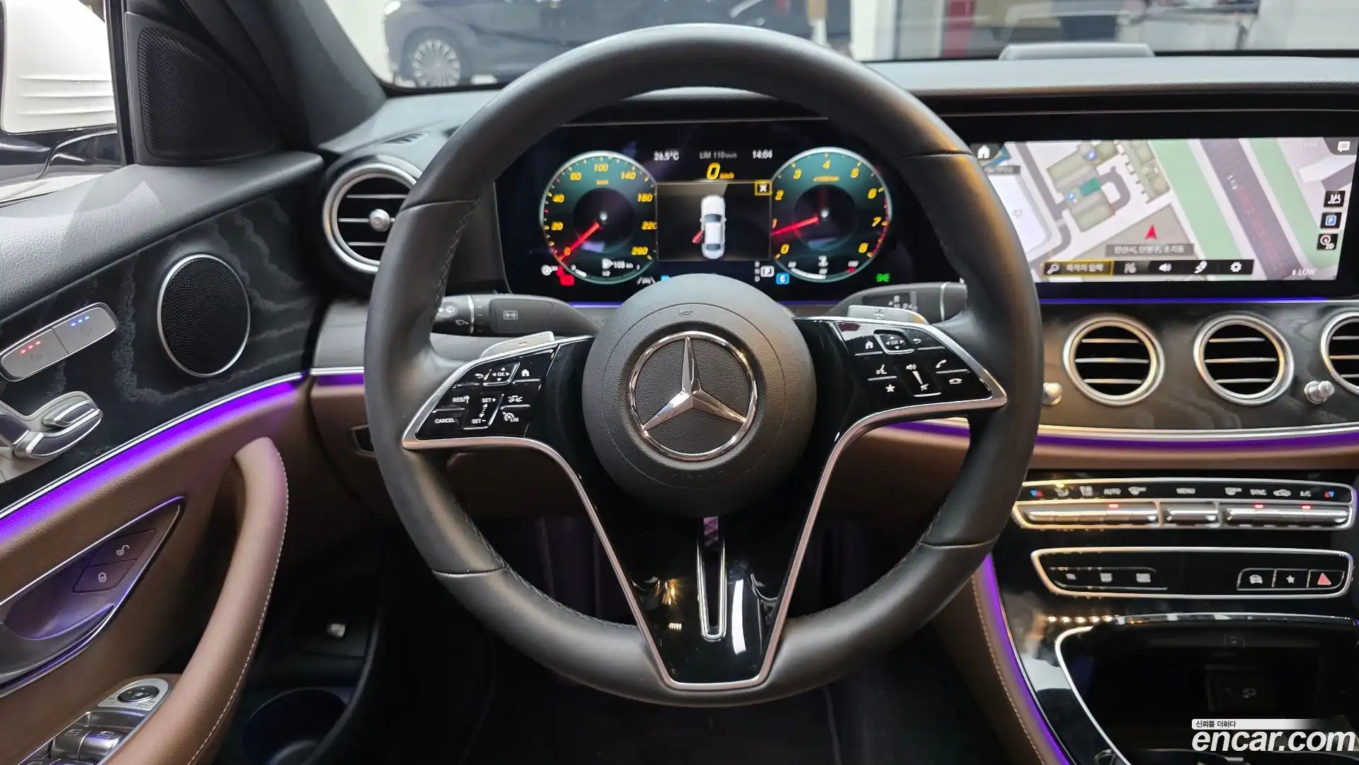E-Class Mercedes-Benz 2023.11-OPTION-018