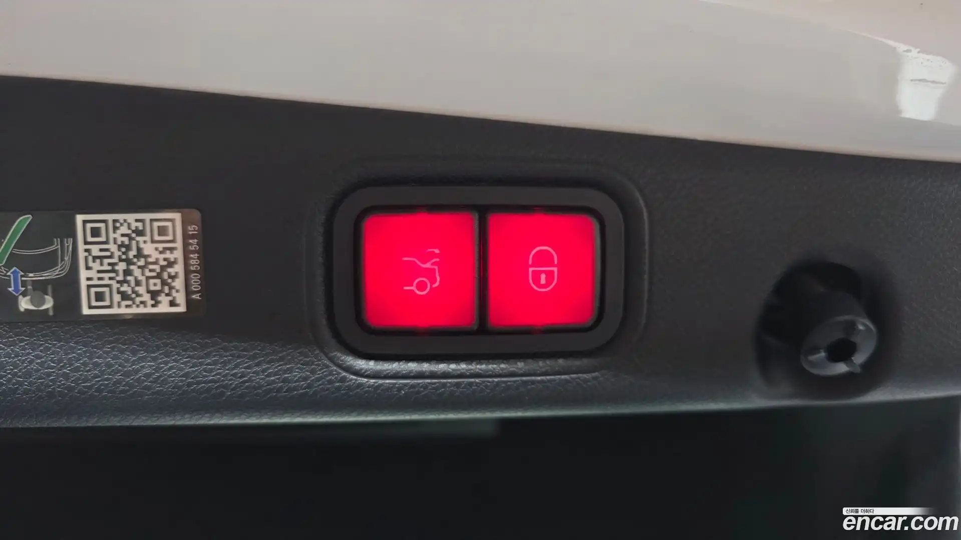 E-Class Mercedes-Benz 2023.11-OPTION-022