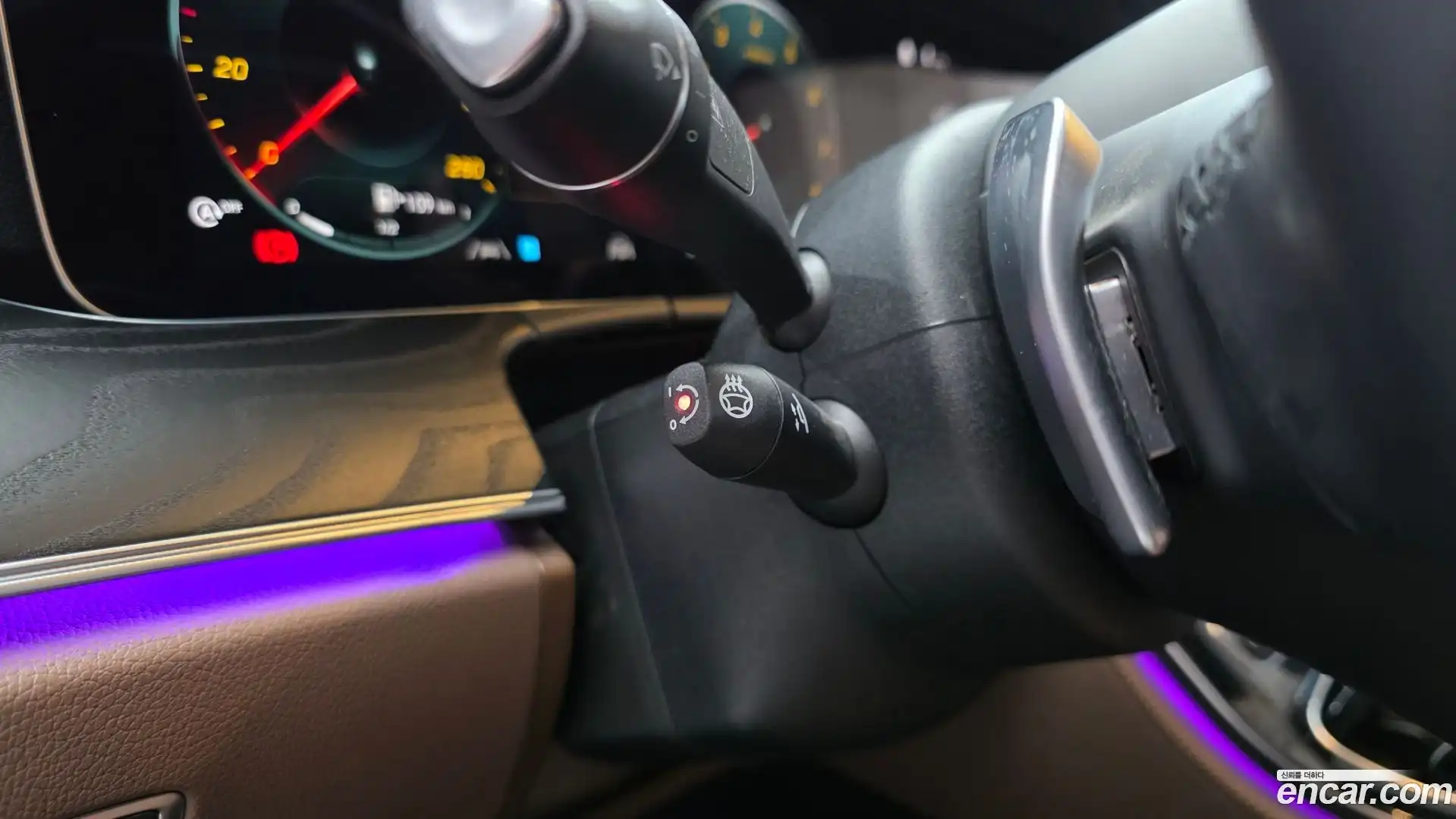 E-Class Mercedes-Benz 2023.11-OPTION-024