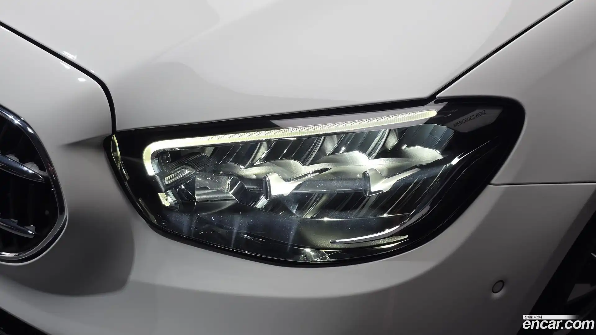 E-Class Mercedes-Benz 2023.11-OUTER-032