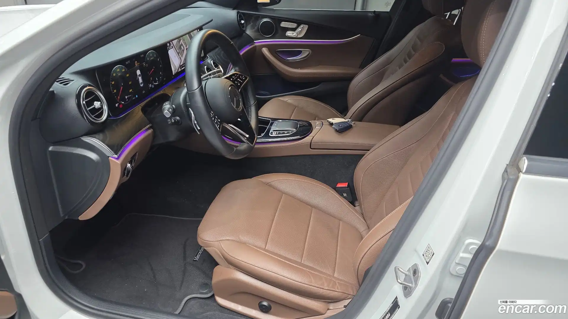 E-Class Mercedes-Benz 2023.11-OPTION-040