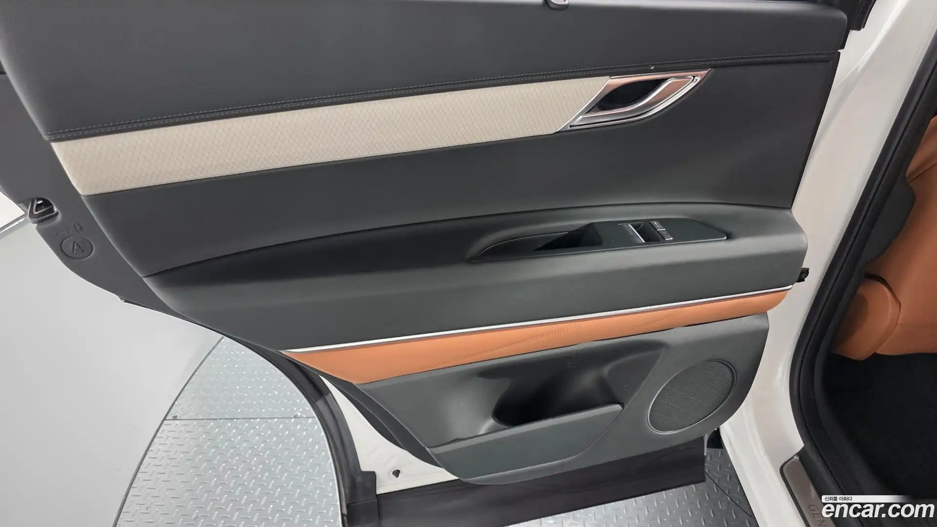 GV80 Genesis 2024.1-INNER-035