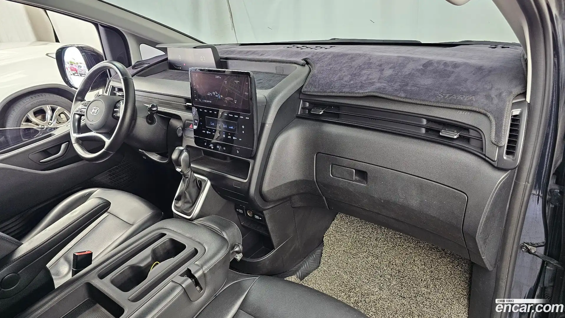 Staria Hyundai 2021.5-INNER-007