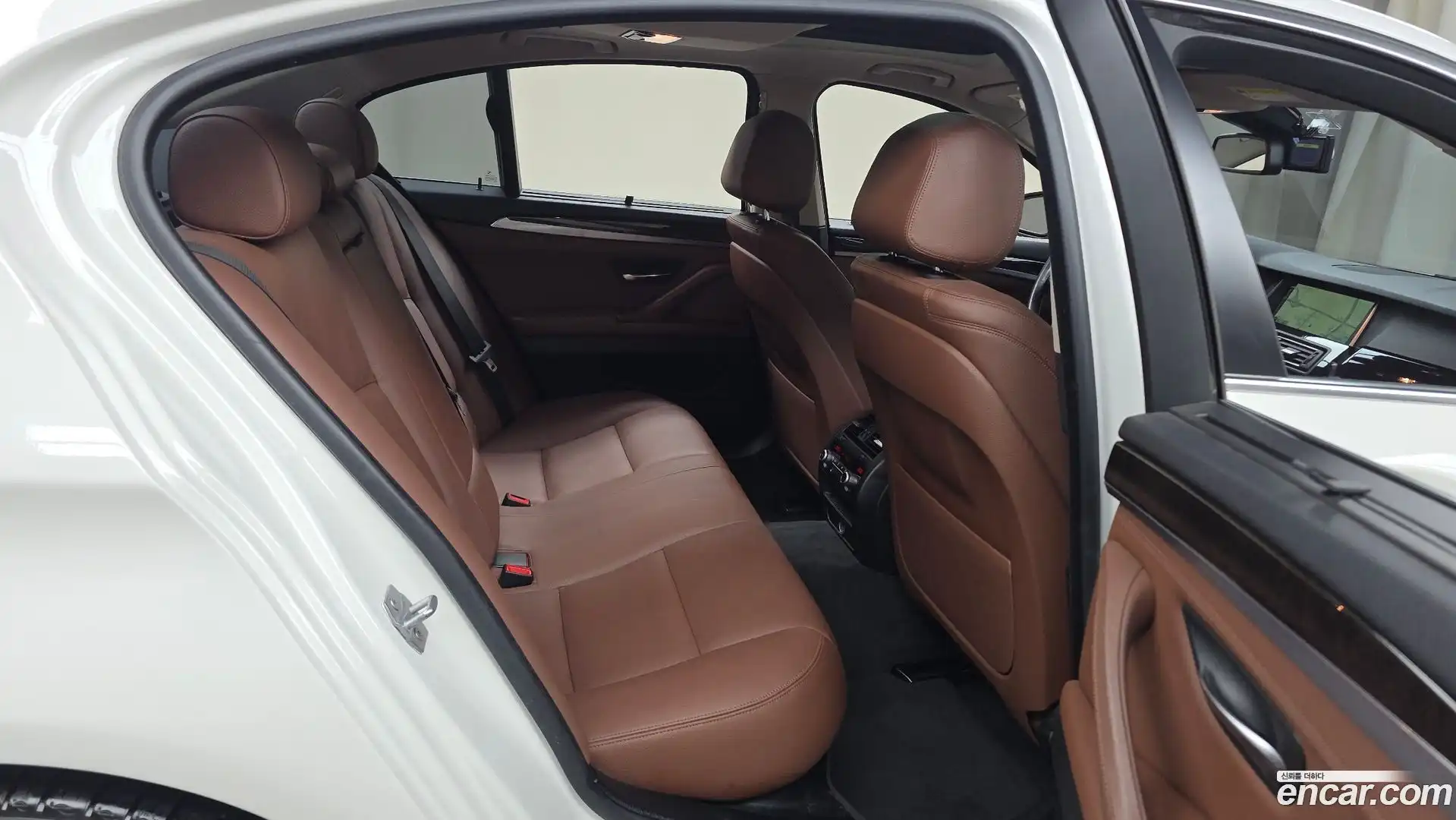 5-Series BMW 2014.9-OPTION-016