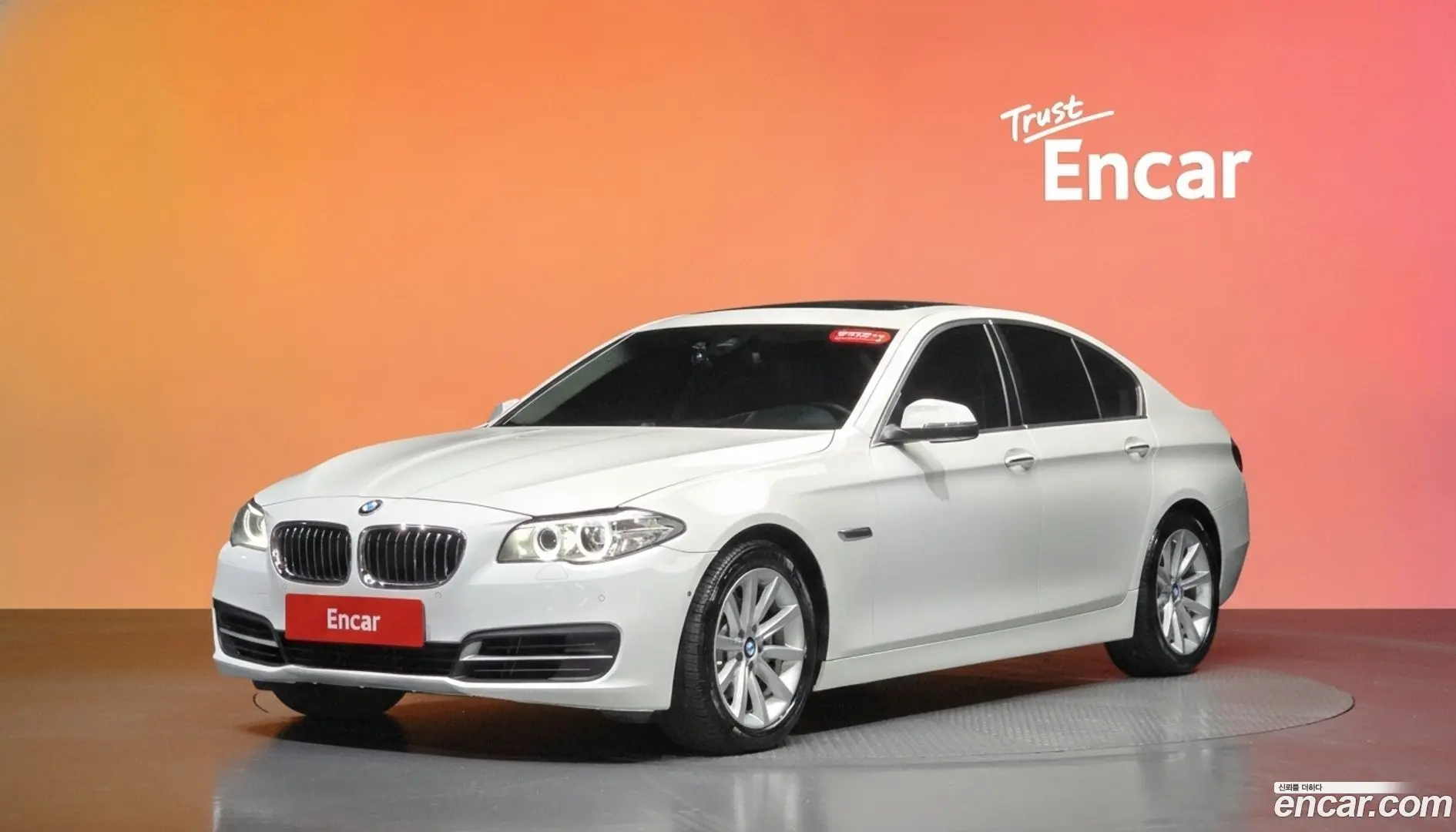 Main__Slider__Photo:5-Series BMW 2014.9-0