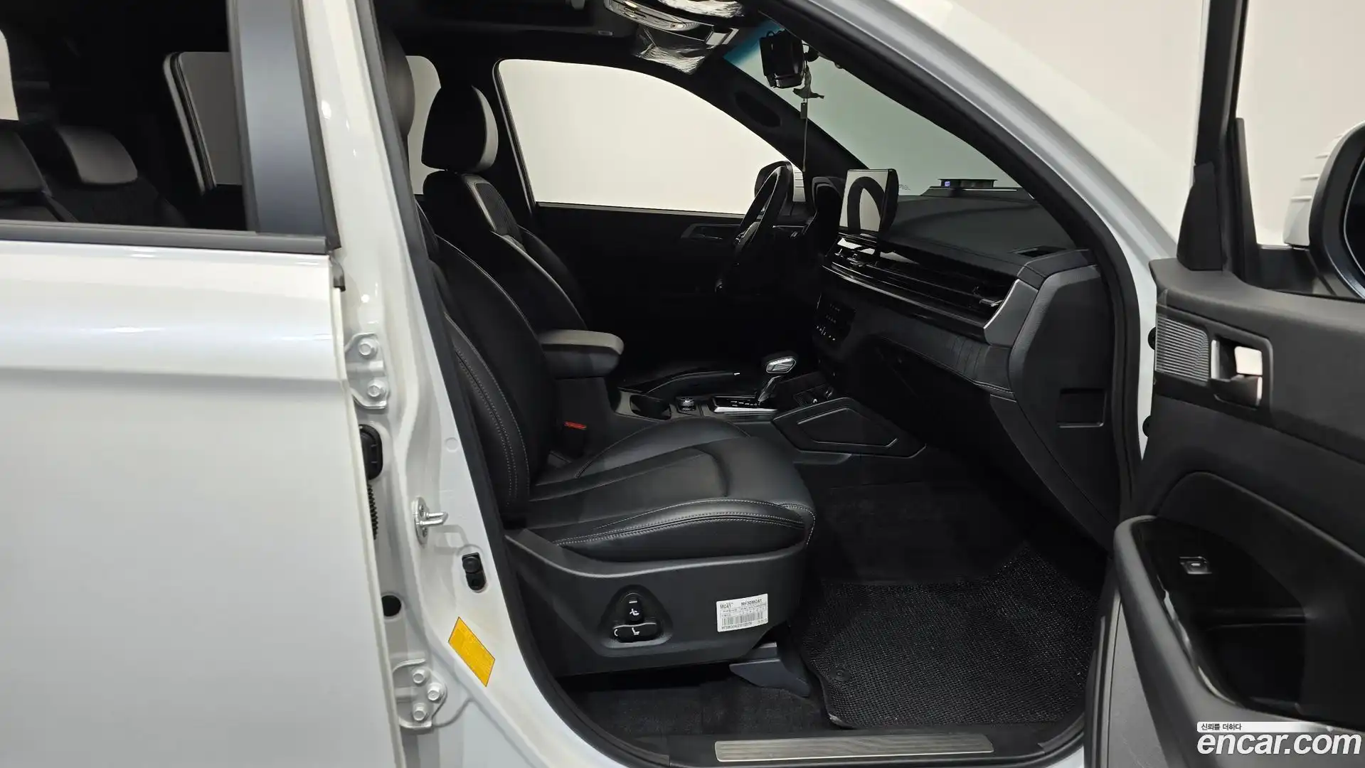 Musso KG Mobility 2025.4-INNER-036
