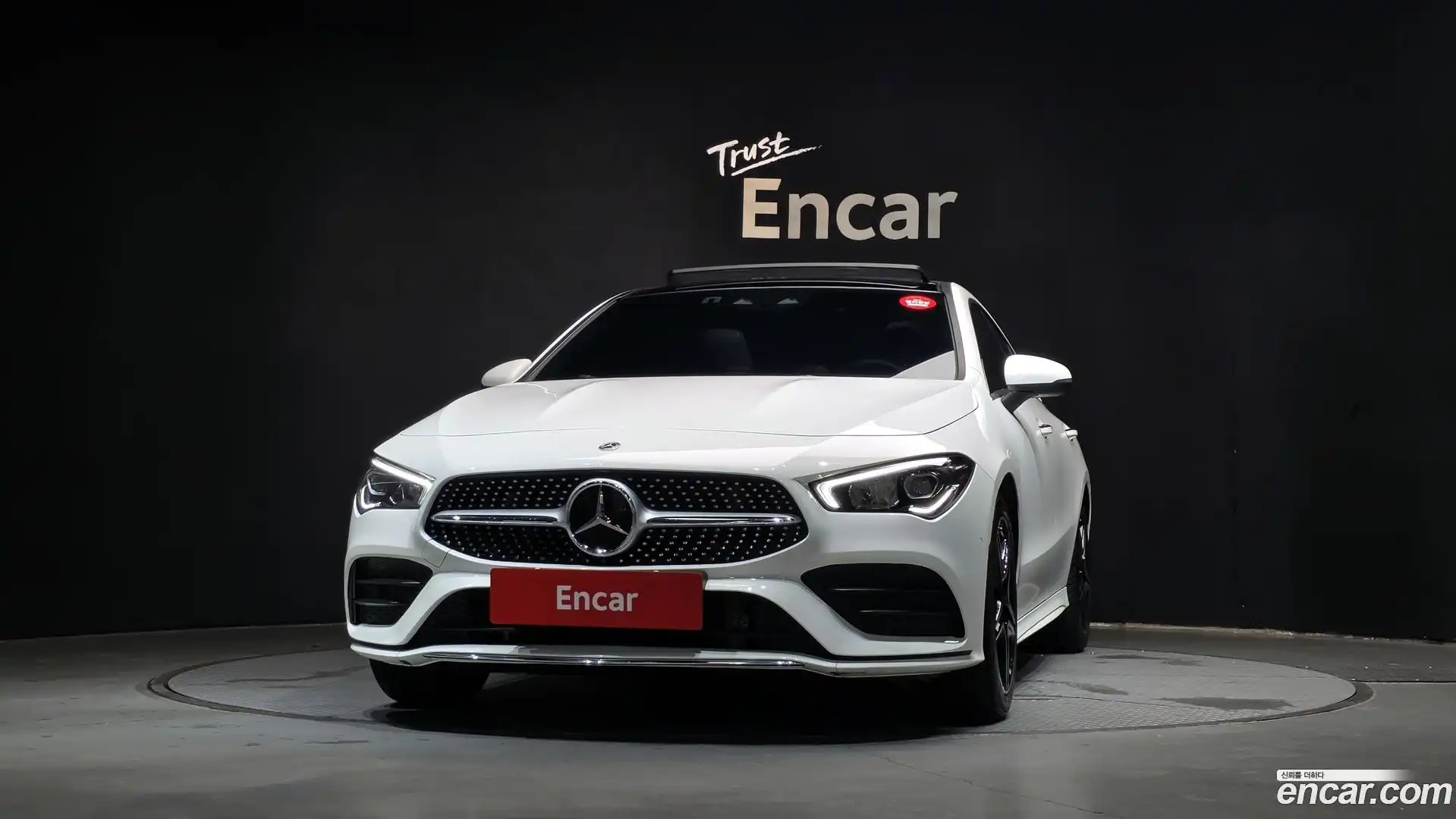 CLA-Class Mercedes-Benz 2023.0-OUTER-003
