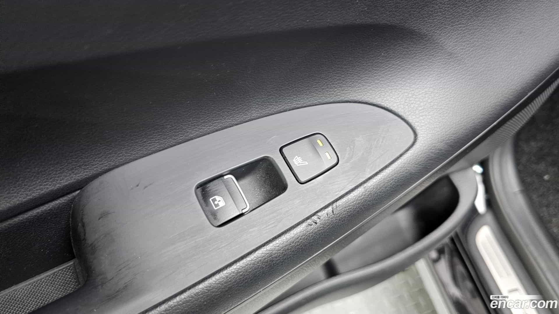 Grandeur Hyundai 2021.4-OPTION-041