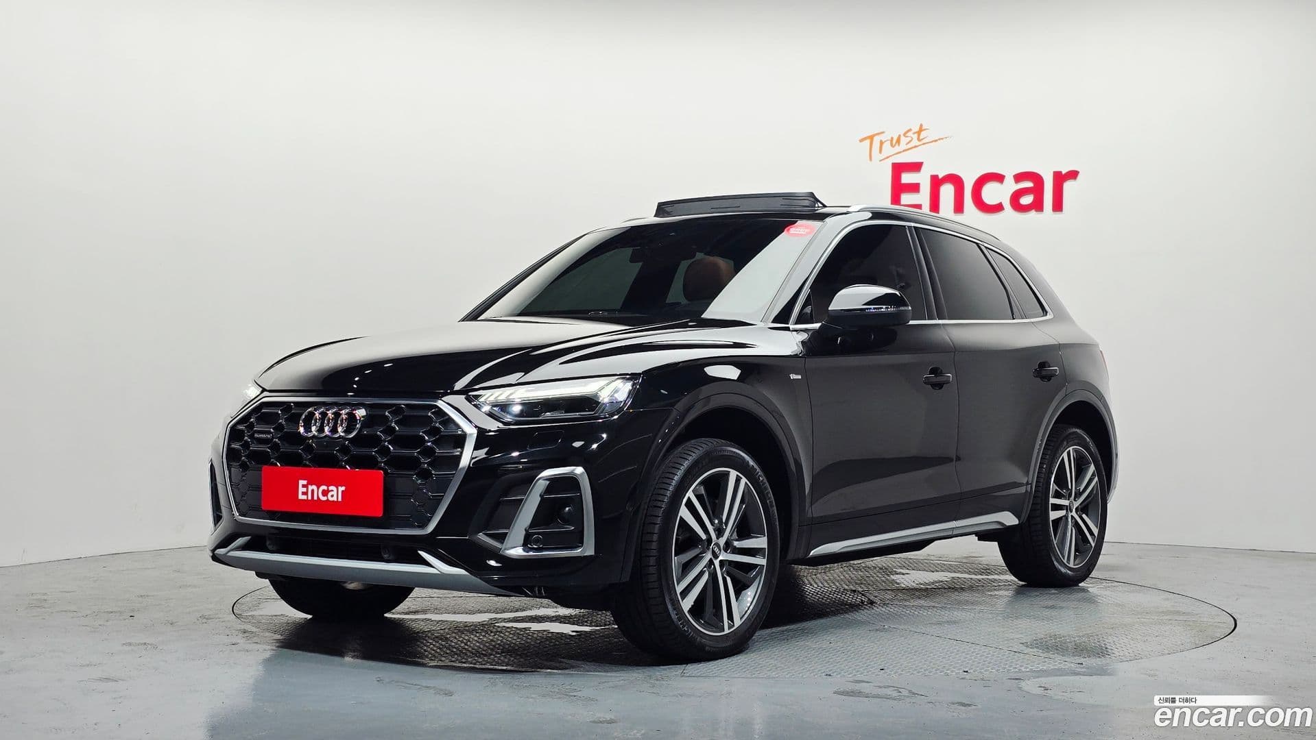 Main__Slider__Photo:Q5 Audi 2023.10-0