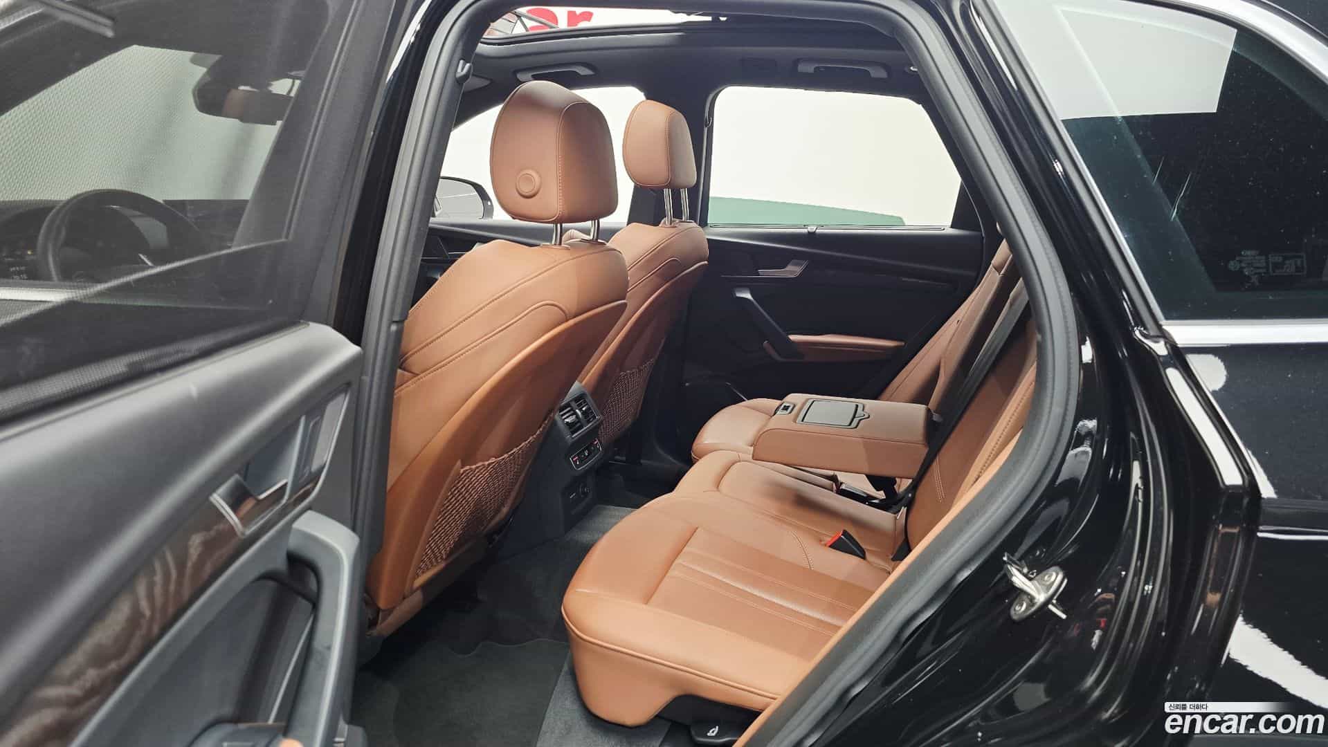 Q5 Audi 2023.10-OPTION-015