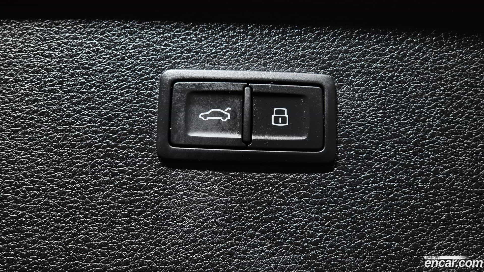 Q5 Audi 2023.10-OPTION-022