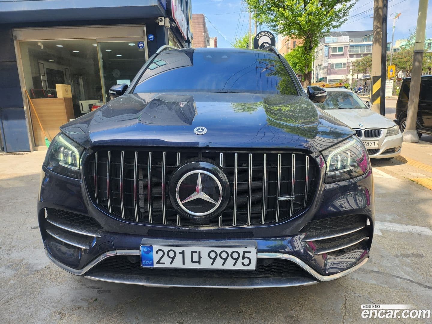 Main__Slider__Photo:GLS-Class Mercedes-Benz 2022.11-0