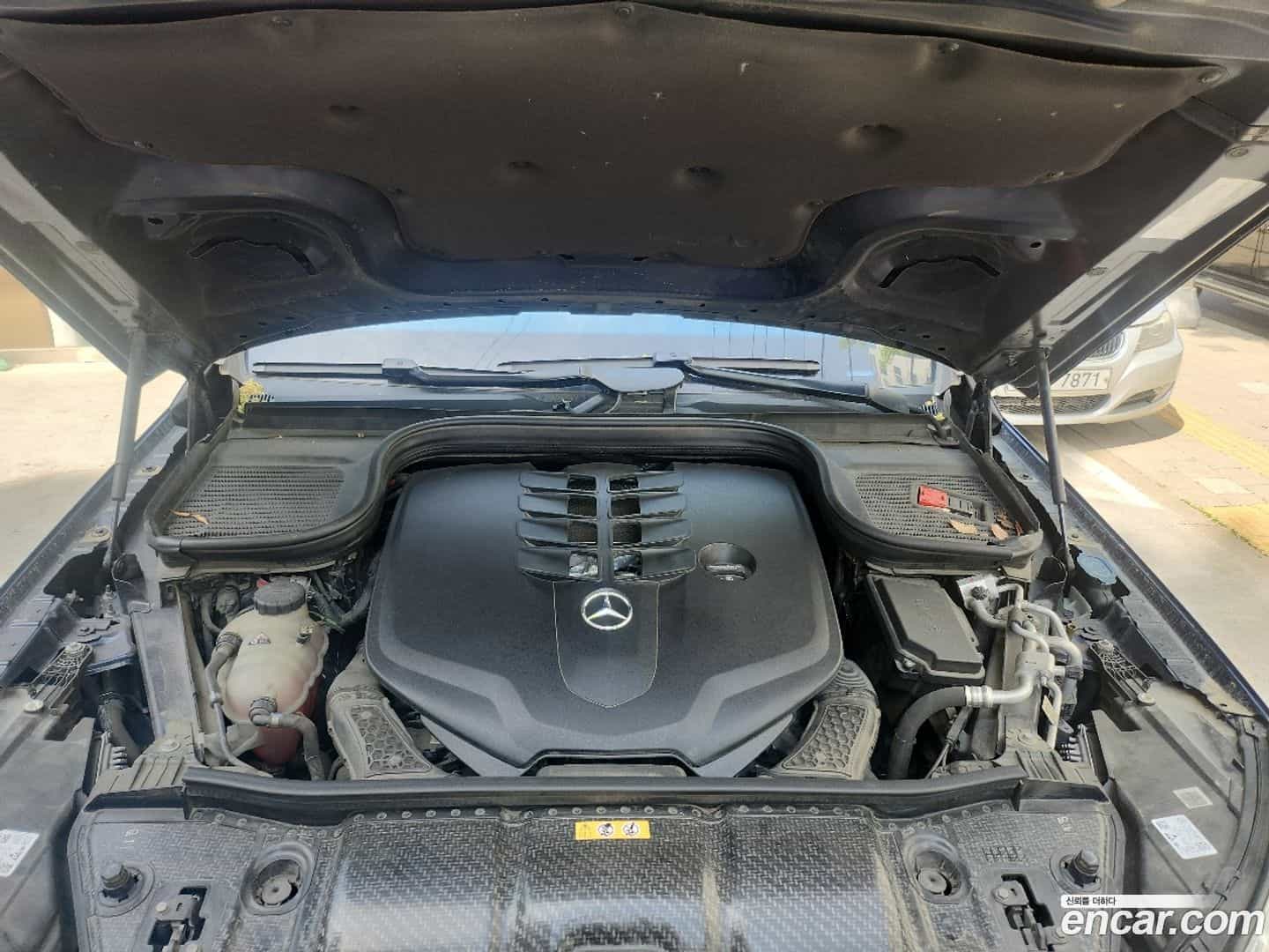 GLS-Class Mercedes-Benz 2022.11-INNER-008