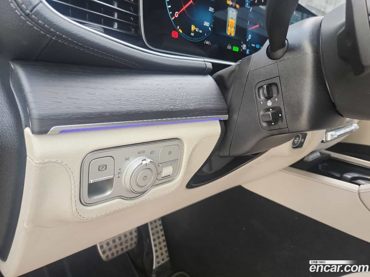 GLS-Class Mercedes-Benz 2022.11-OPTION-020