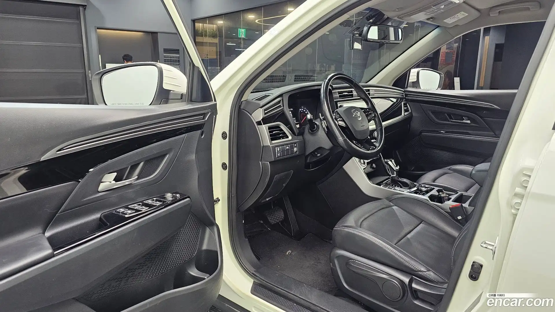 KORANDO KG Mobility 2020.9-INNER-010