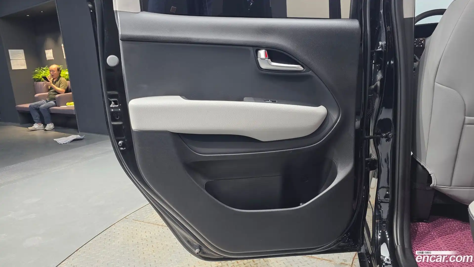 RAY Kia 2024.1-INNER-035