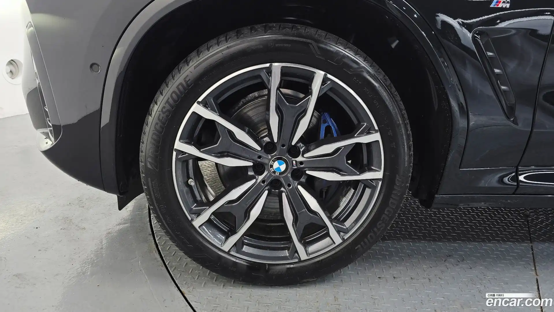 X4 BMW 2025.0-OUTER-005