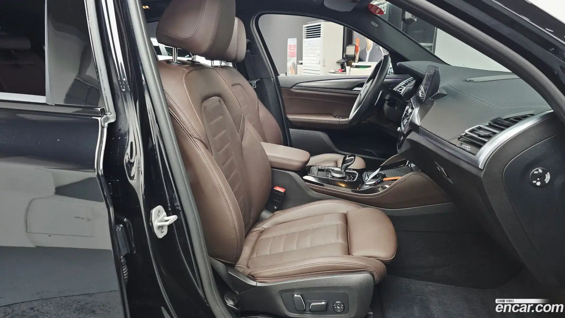 X4 BMW 2025.0-INNER-036