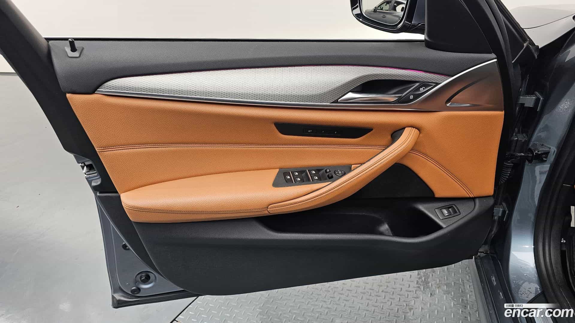 5-Series BMW 2018.3-INNER-034
