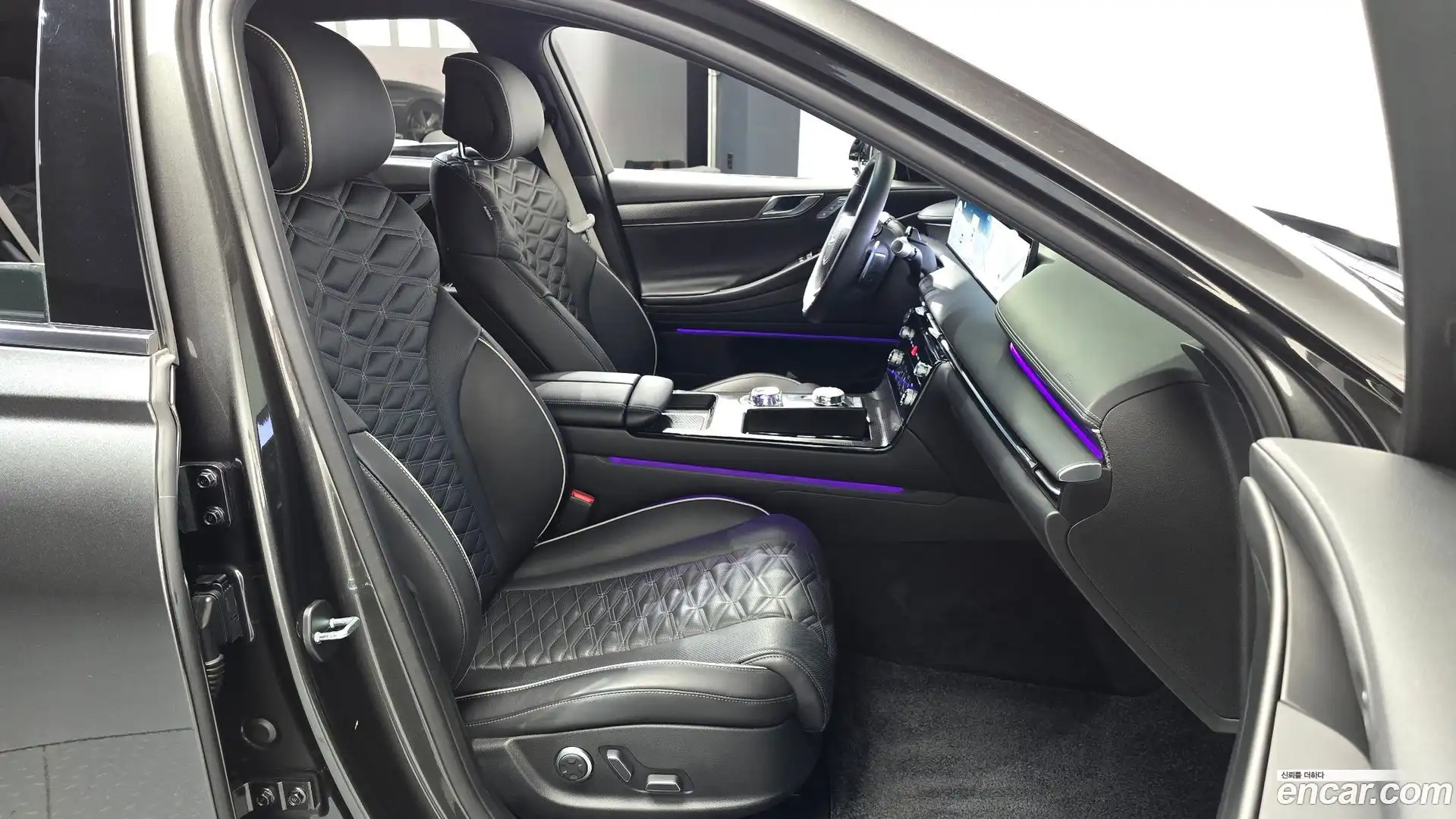 G80 Genesis 2024.4-INNER-036