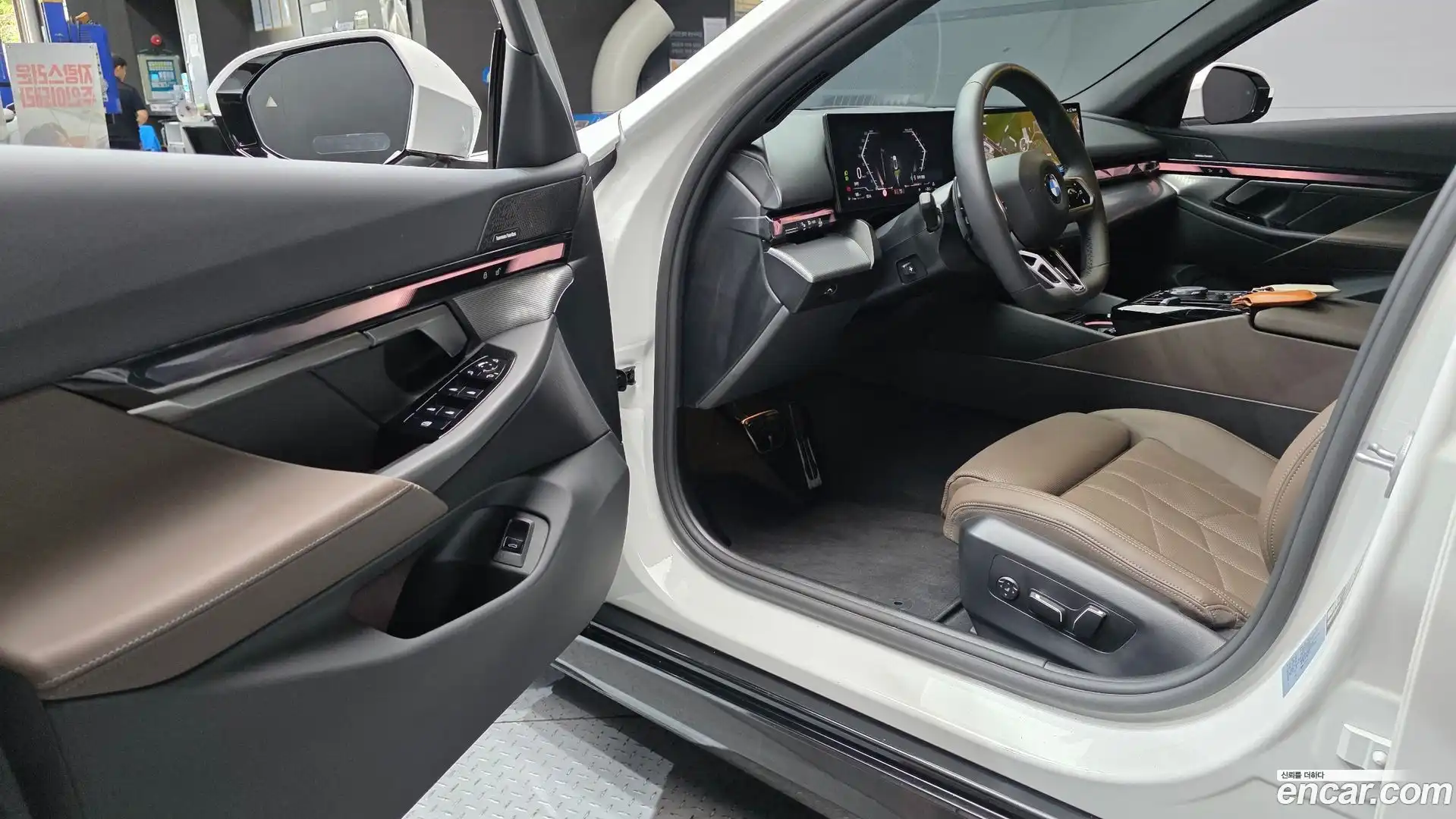5-Series BMW 2025.8-INNER-010