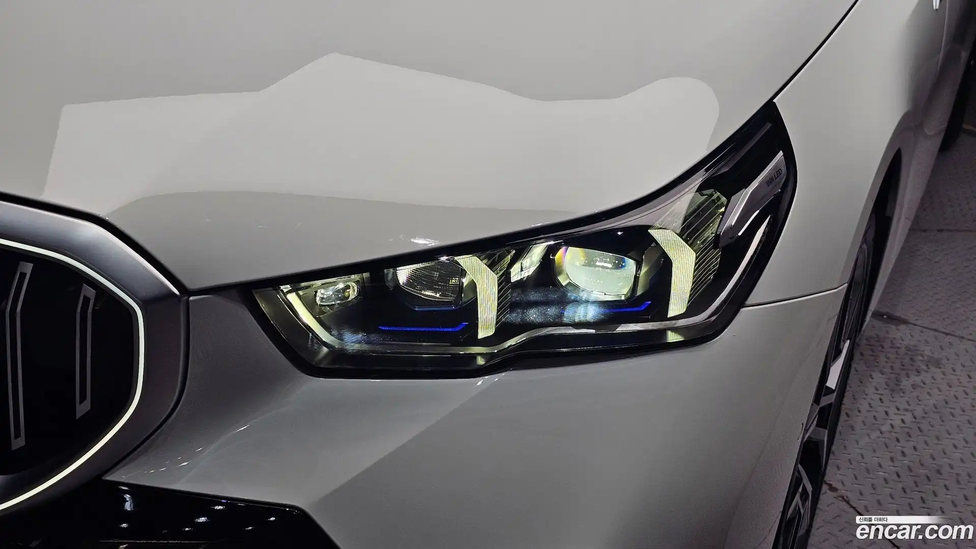 5-Series BMW 2025.8-OUTER-032