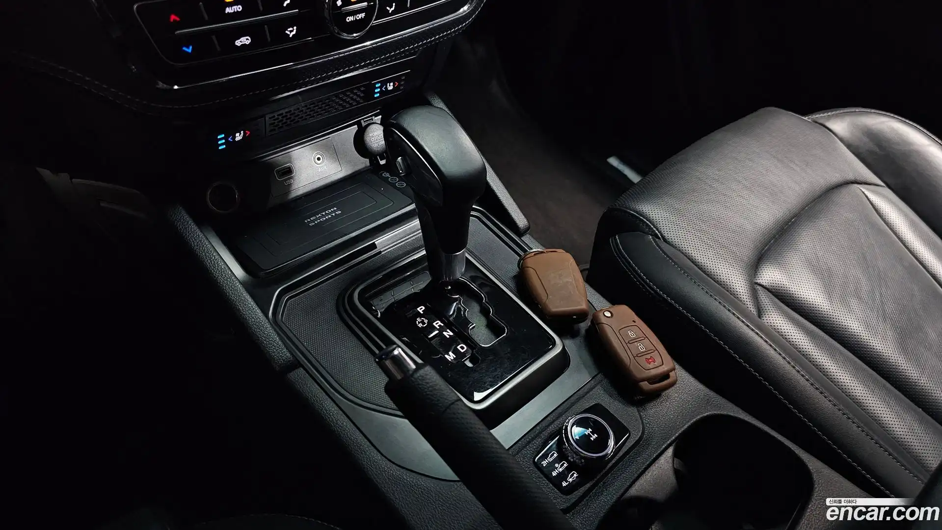 Rexton KG Mobility 2021.6-INNER-009