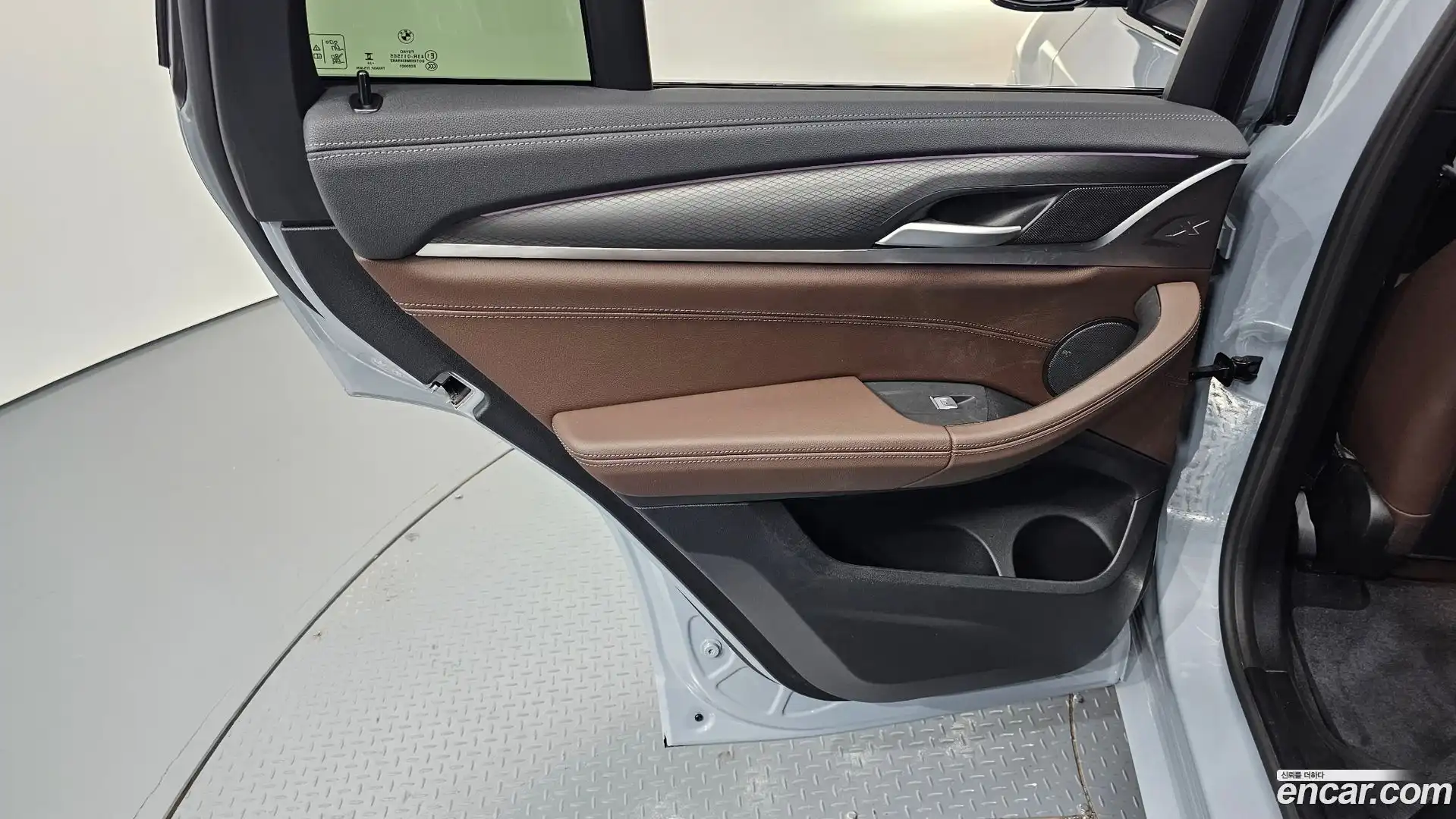 X4 BMW 2025.3-INNER-035