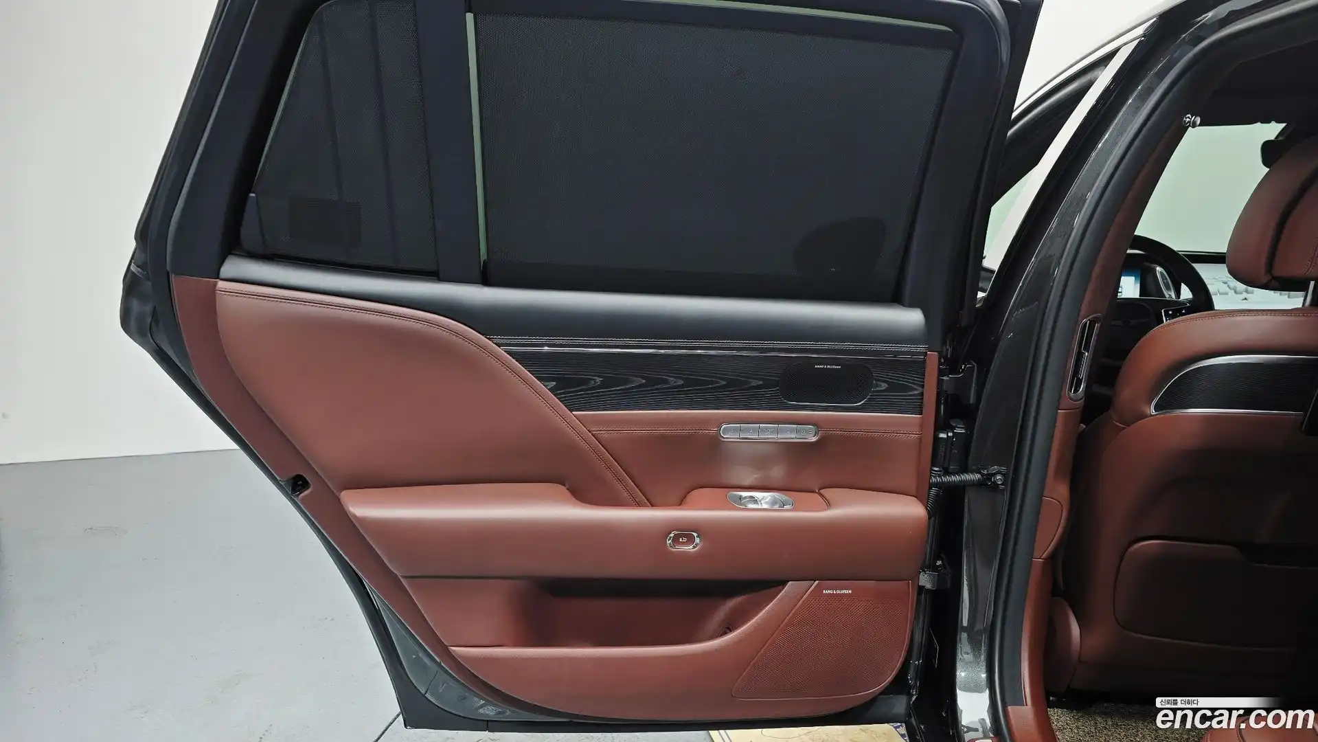 G90 Genesis 2023.5-INNER-035