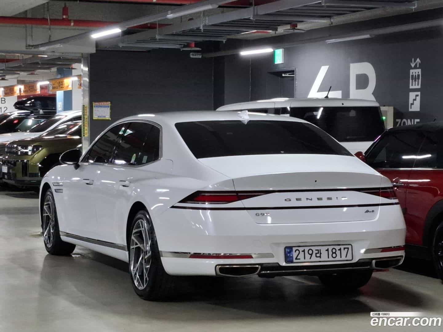 G90 Genesis 2023.7-OUTER-002