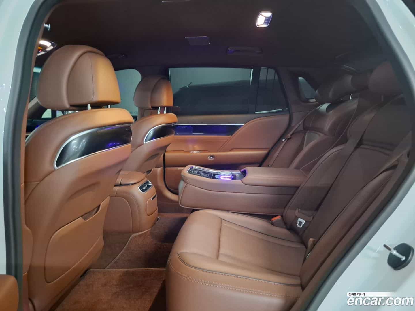 G90 Genesis 2023.7-INNER-007