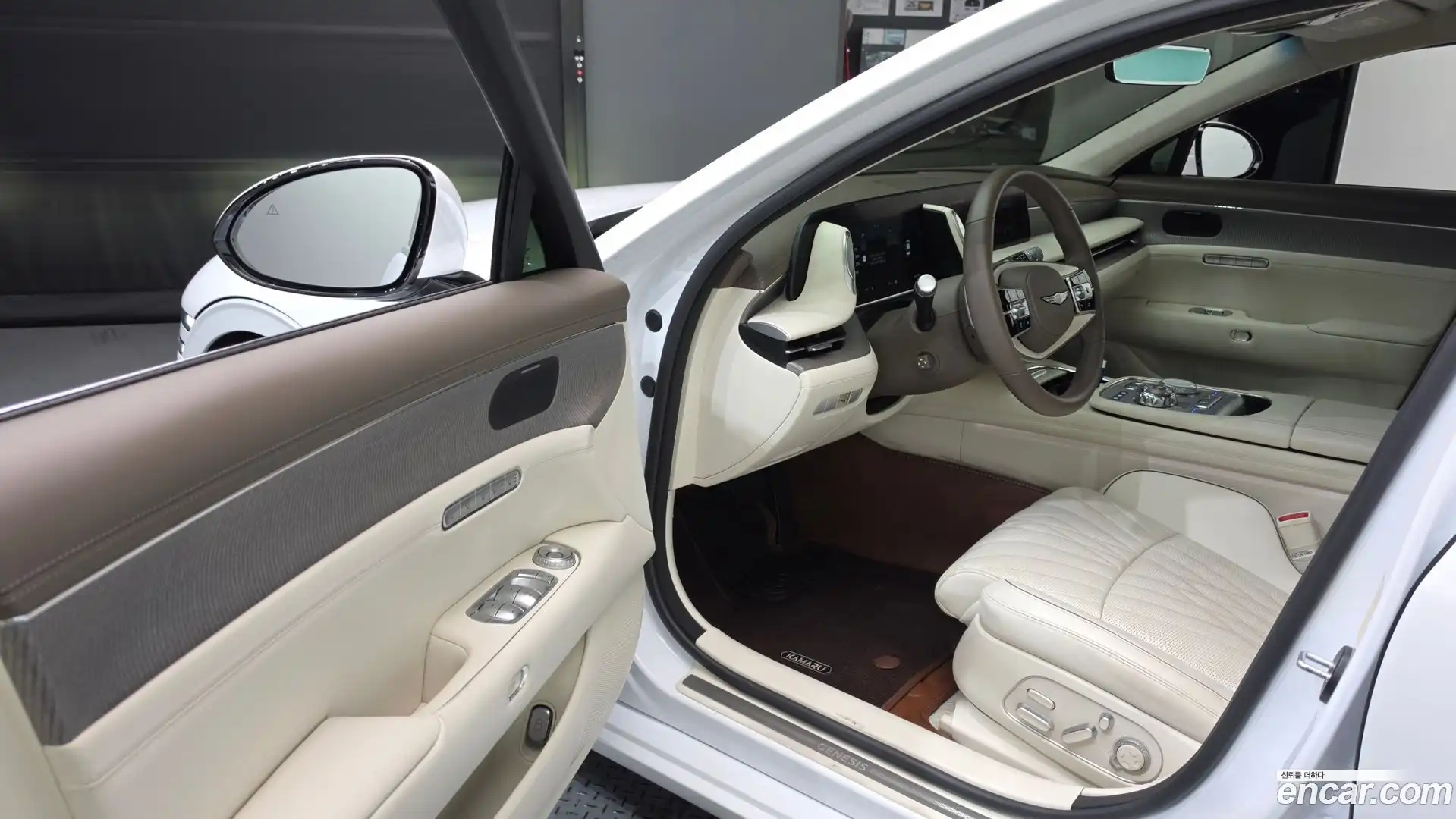 G90 Genesis 2022.9-INNER-010