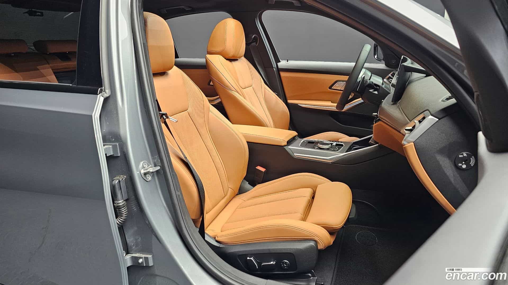 3-Series BMW 2026.2-INNER-036