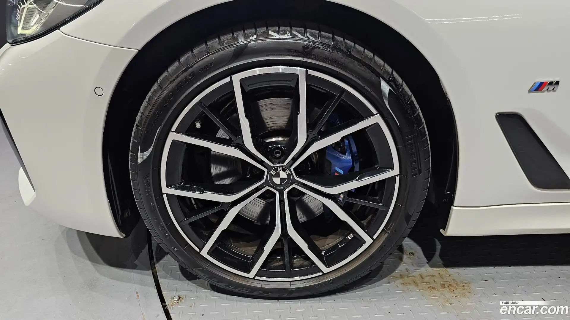 5-Series BMW 2022.7-OUTER-005