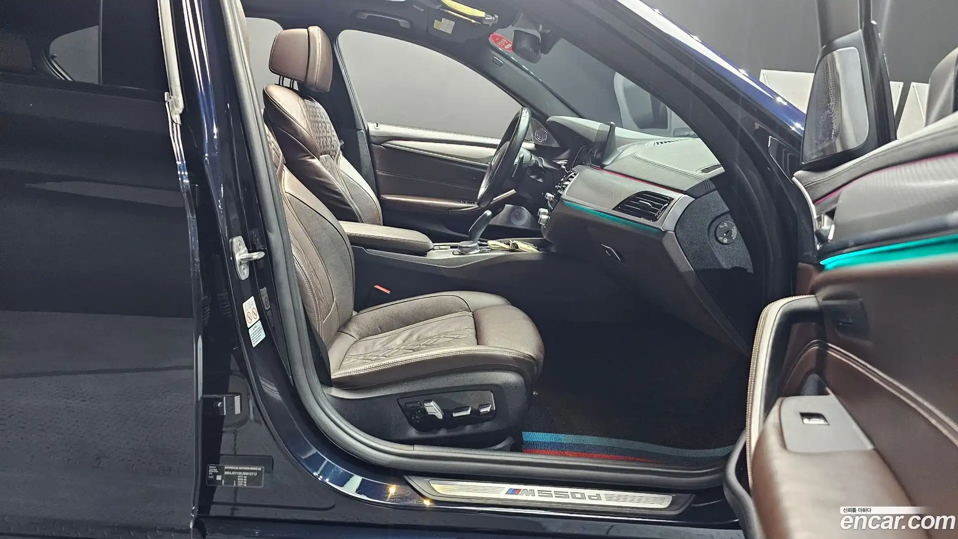 5-Series BMW 2018.4-INNER-036