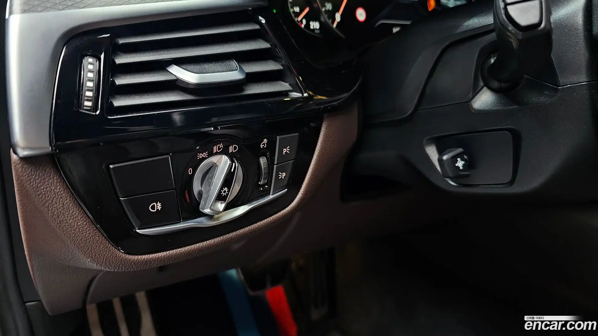5-Series BMW 2018.4-OPTION-041