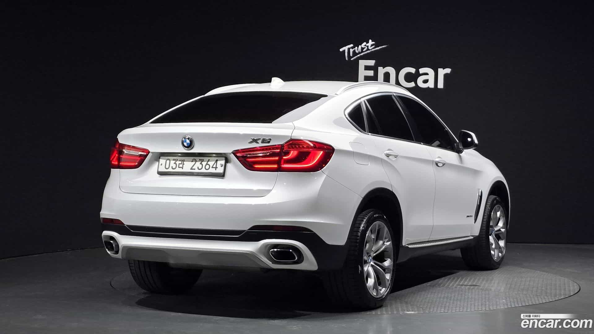 X6 BMW 2017.10-OUTER-002