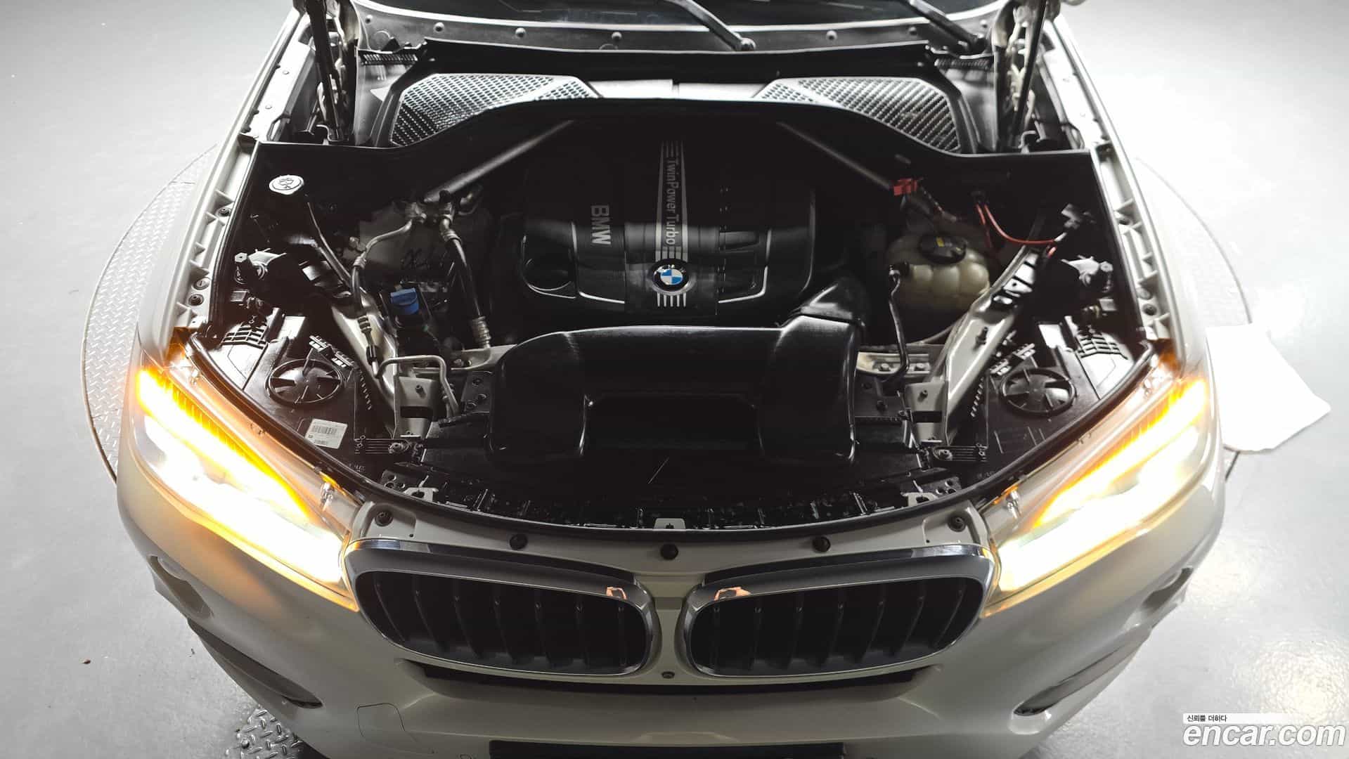 X6 BMW 2017.10-OUTER-006