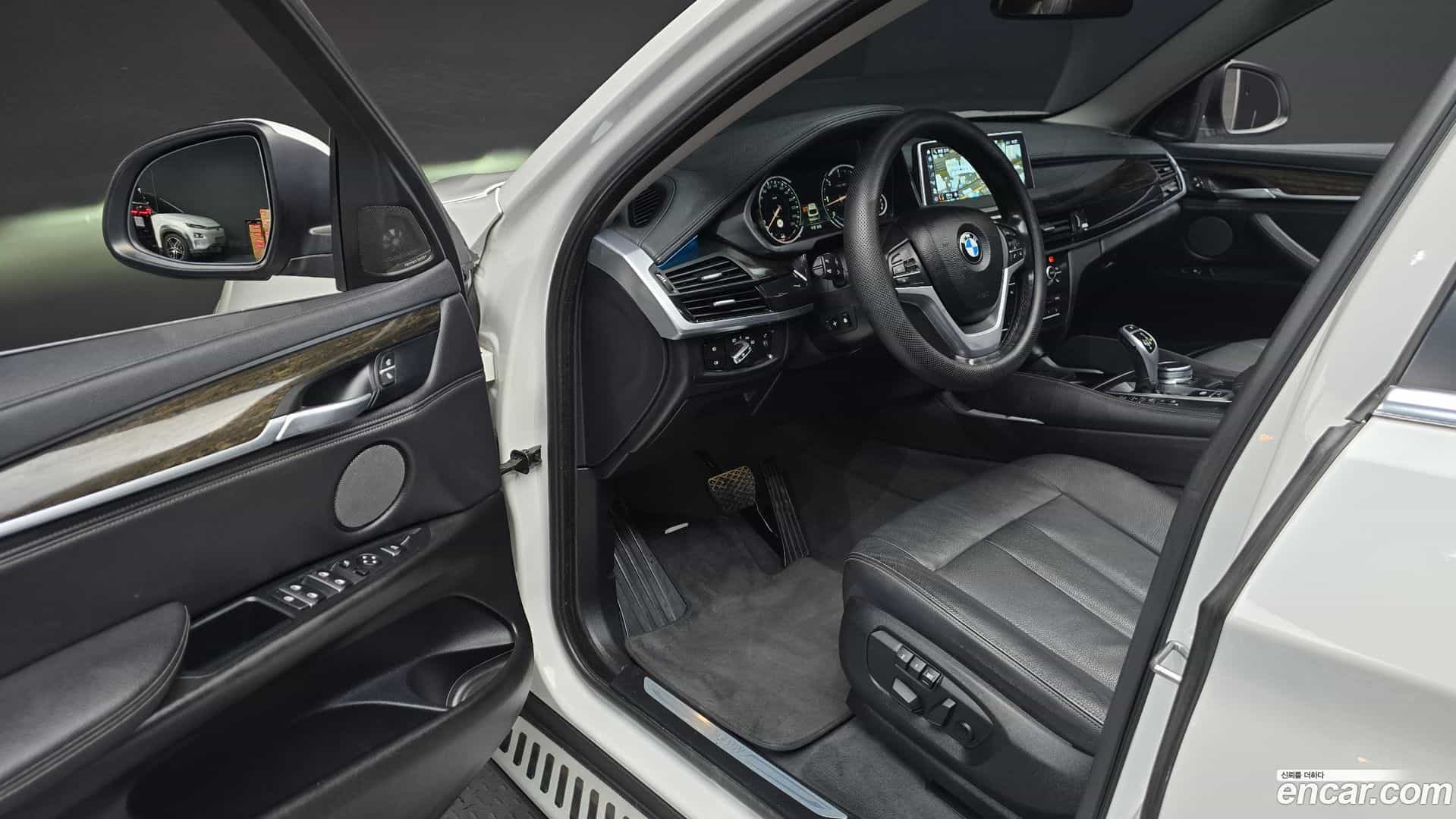 X6 BMW 2017.10-INNER-010